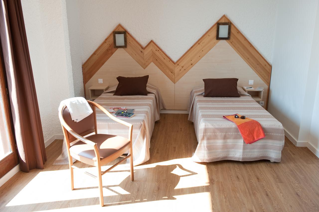 Village Club Les Hyvans Resort 3*